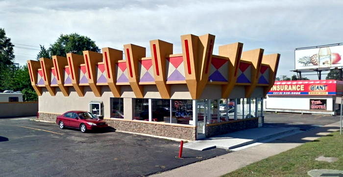 Hercs Beef Buffet - 8 Mile And Evergreen - Not Sure About This One (newer photo)